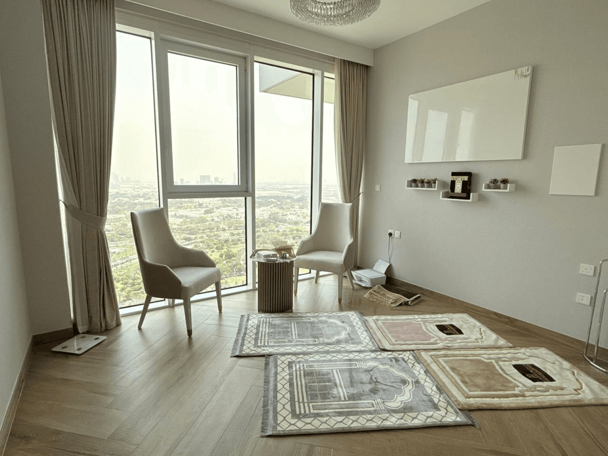 Close to Downtown and Business Bay | Furnished 2