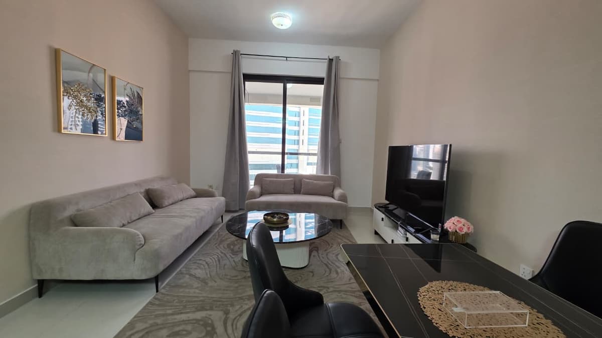 FULLY FURNISHED I HIGH FLOOR I MARINA VIEW 3