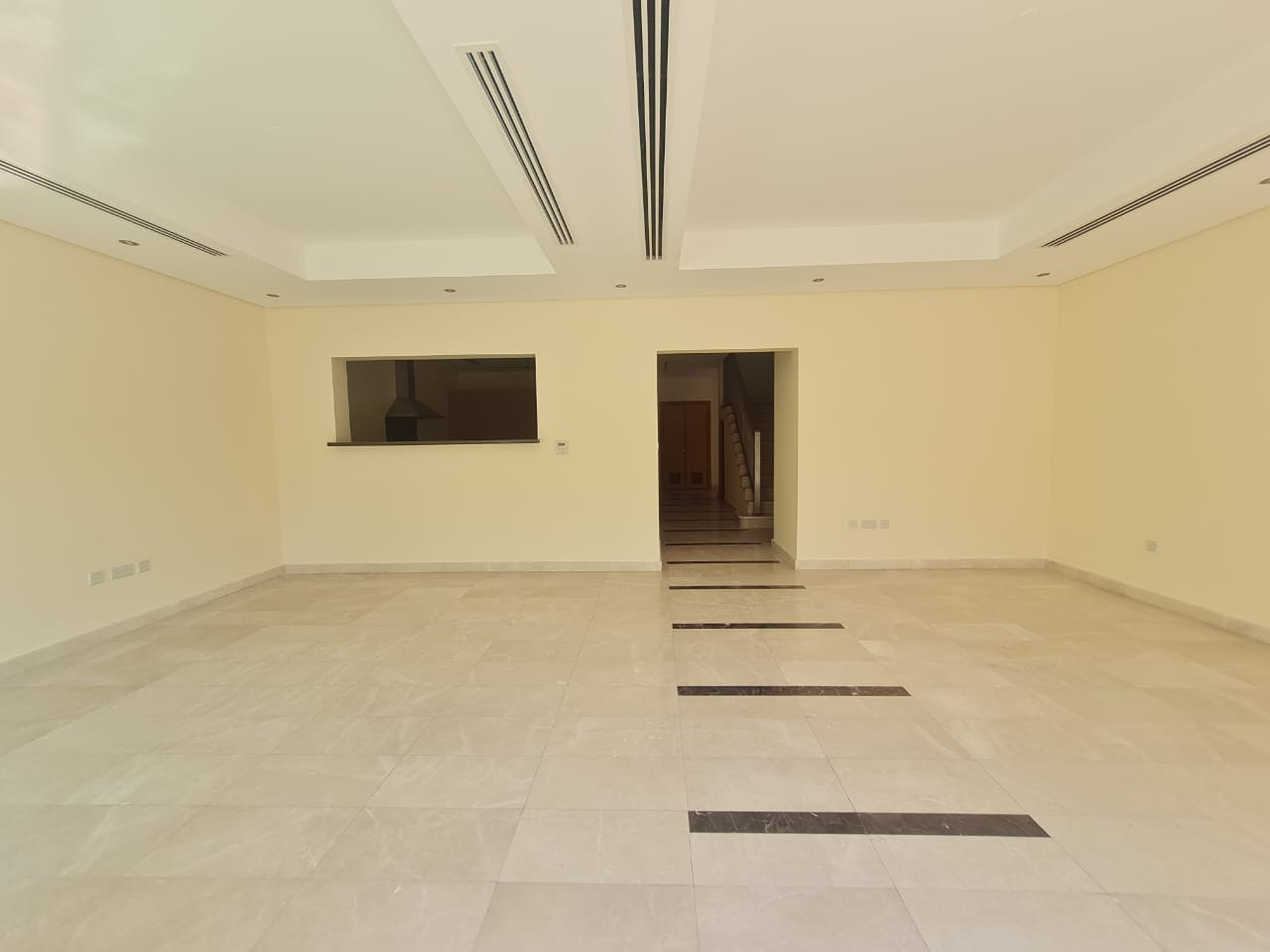 PRIME LOCATION - TYPE A - CORNER UNIT 2